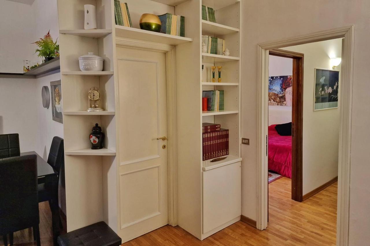 Arezzo Charming Apartment Bagian luar foto