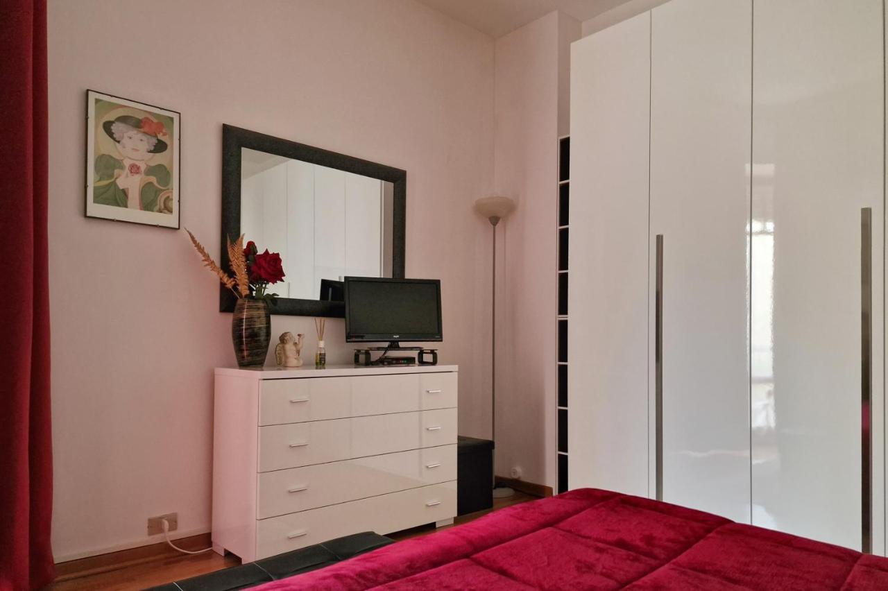 Arezzo Charming Apartment Bagian luar foto